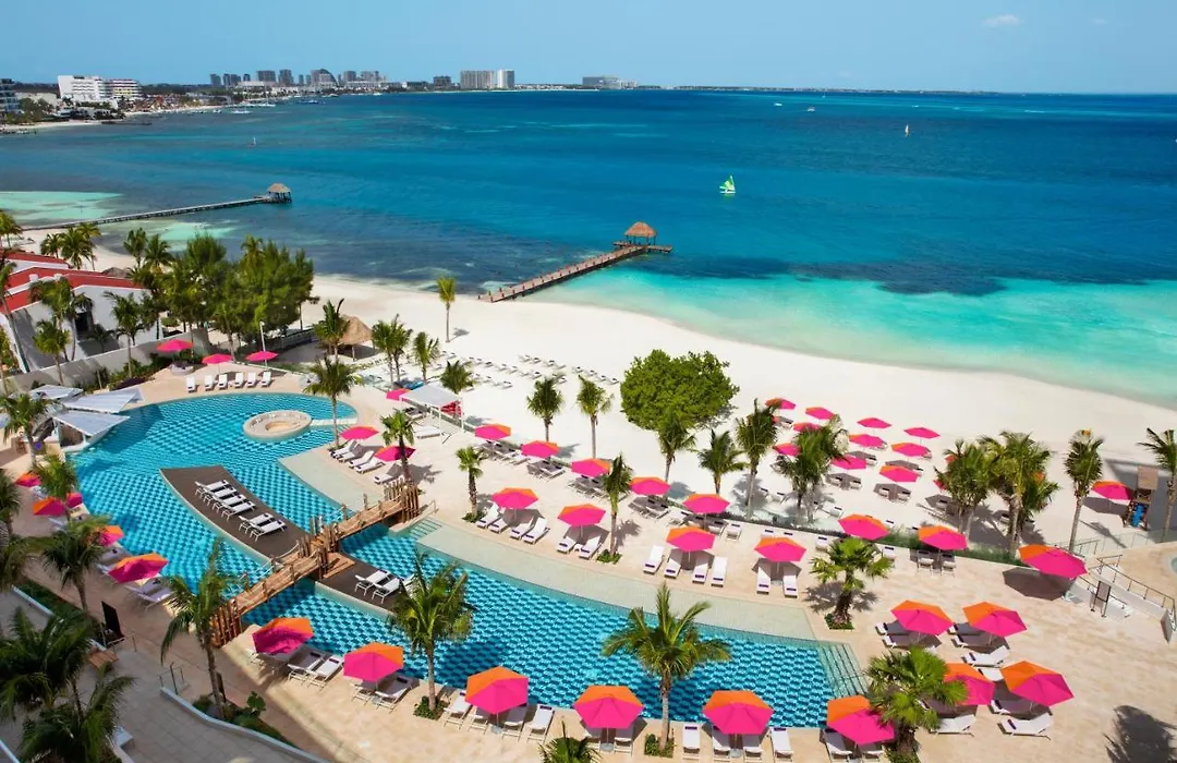 Breathless Cancun Soul Resort & Spa (Adults Only)-1